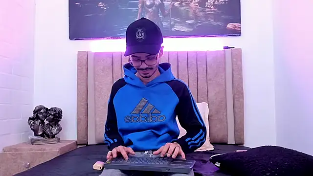 Timothe Evans online show from January 2026 03:53:01 AM