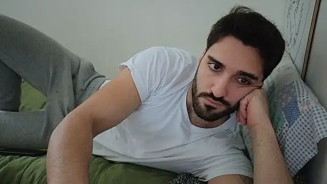 Al3xox02 online show from February 2026 12:55:01 PM