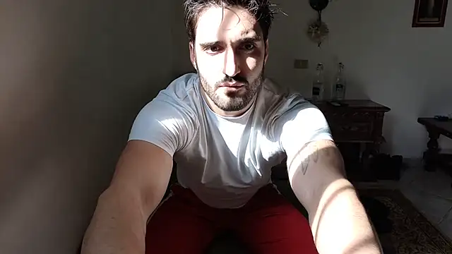 Al3xox02 online show from February 2026 12:57:02 PM