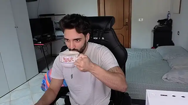 Snapshot of Al3xox02 chatting on March 2026 10:29:02 AM Al3xox02 online show from March 2026 10:29:02 AM