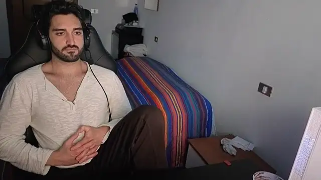 Snapshot of Al3xox02 chatting on March 2026 09:58:02 PM Al3xox02 online show from March 2026 09:58:02 PM