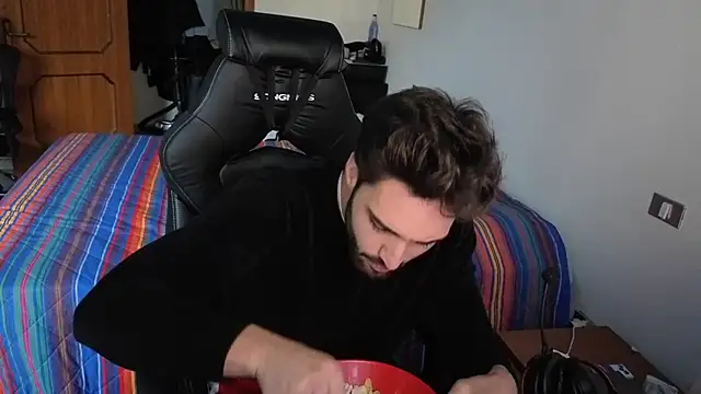 Snapshot of Al3xox02 chatting on March 2026 02:06:02 PM Al3xox02 online show from March 2026 02:06:02 PM