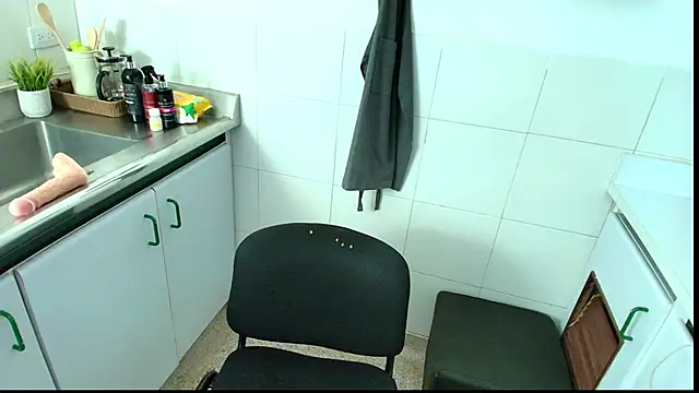 sabrinaruiz  online show from October 2025 08:53:02 PM