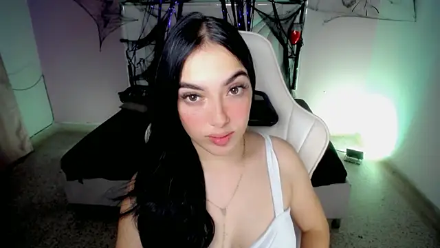 Snapshot of cielooo_ chatting on October 2025 08:11:02 PM cielooo online show from October 2025 08:11:02 PM