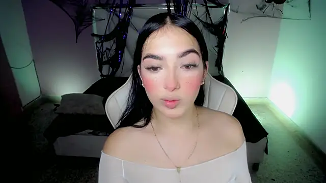 Snapshot of cielooo_ chatting on October 2025 08:21:02 PM cielooo online show from October 2025 08:21:02 PM