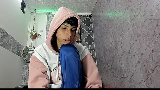 sexyboys cutex18 online show from March 2026 10:39:02 PM