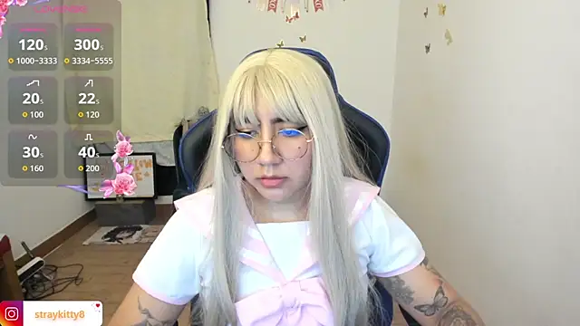 LoveLyy- online show from April 2026 10:36:01 PM