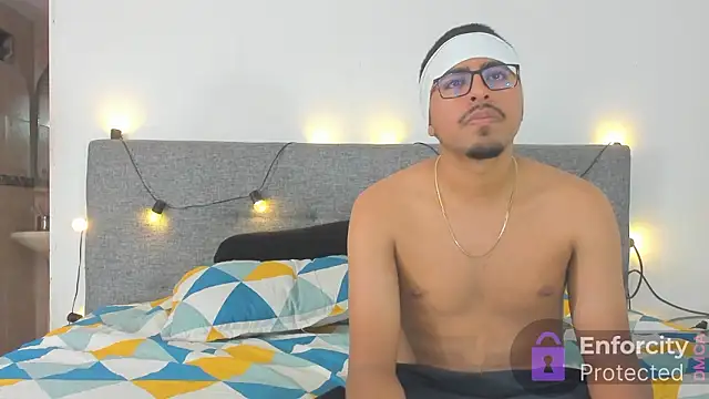Sexy Couple Xx online show from March 2026 03:45:02 AM