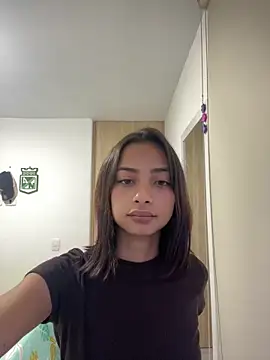 Snapshot of lena_martinn chatting on May 2026 11:10:02 PM lena martinn online show from May 2026 11:10:02 PM
