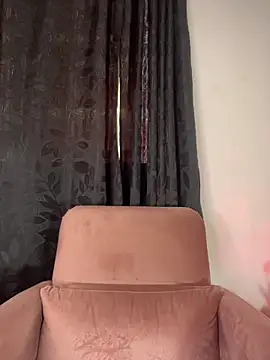 AlannaDollx online show from March 2026 05:15:01 PM