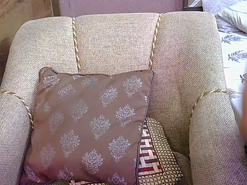 cute zaraa online show from December 2025 05:13:01 AM