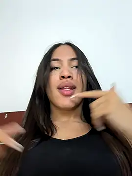 clara evans ss online show from November 2025 07:16:02 PM