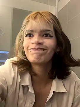 sukulaurens online show from November 2025 03:27:01 AM