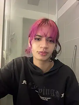 sukulaurens online show from November 2025 10:34:02 PM