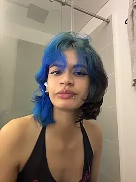 Snapshot of sukulaurens chatting on March 2026 07:09:01 PM sukulaurens online show from March 2026 07:09:01 PM