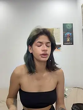Snapshot of sukulaurens chatting on July 2026 03:34:01 AM sukulaurens online show from July 2026 03:34:01 AM