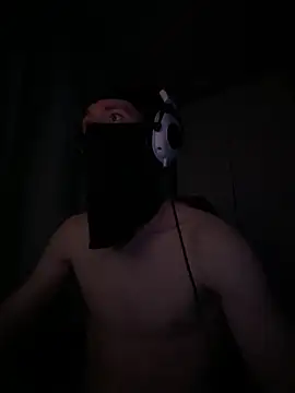 suicdemask online show from November 2025 09:52:02 PM