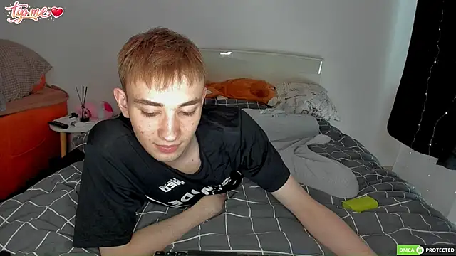 Snapshot of felixcurt69 chatting on May 2026 08:42:02 AM felixcurt69 online show from May 2026 08:42:02 AM