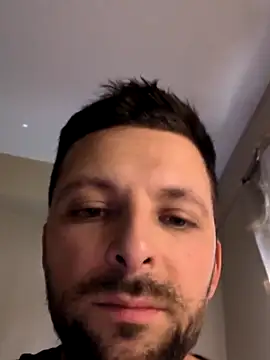 felipelon07 online show from October 2025 08:36:02 PM