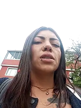 Snapshot of Saray_1-2 chatting on October 2025 06:41:01 PM Saray 1-2 online show from October 2025 06:41:01 PM