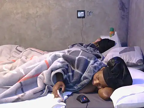 petite queenx online show from October 2025 06:26:02 AM