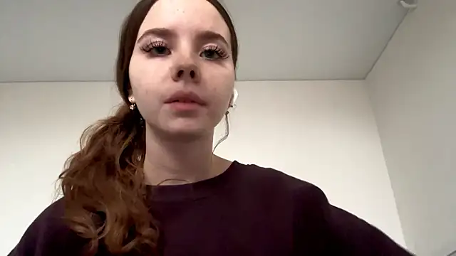 EhtelBiondi online show from December 2025 08:10:01 AM