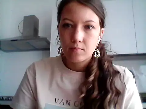 Snapshot of Karivane chatting on February 2026 03:42:01 PM Karivane online show from February 2026 03:42:01 PM