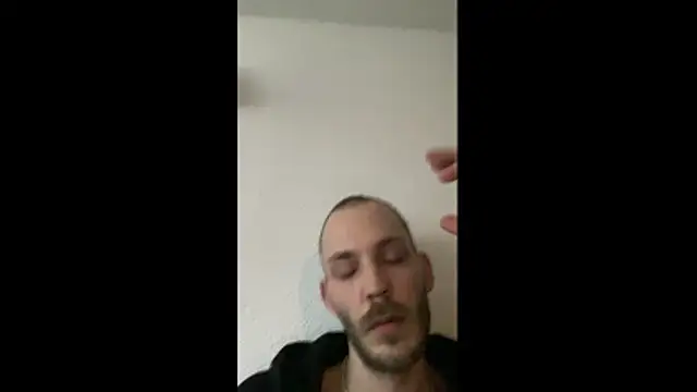 MolleDolle online show from April 2026 05:26:02 PM