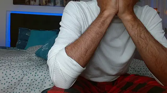 andresnoir  online show from January 2026 05:27:02 PM