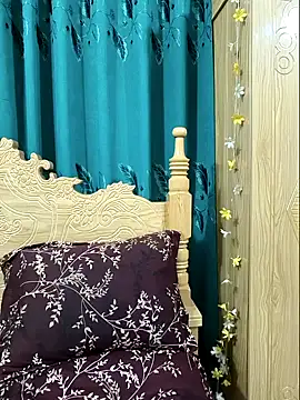 Snapshot of Beauty_Queen_Soniya chatting on May 2026 11:55:01 PM Beauty Queen Soniya online show from May 2026 11:55:01 PM