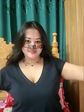Snapshot of Beauty_Queen_Soniya chatting on May 2026 02:08:01 AM Beauty Queen Soniya online show from May 2026 02:08:01 AM