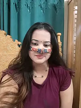 Snapshot of Beauty_Queen_Soniya chatting on May 2026 11:58:02 AM Beauty Queen Soniya online show from May 2026 11:58:02 AM