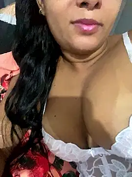 Brunamorenago online show from January 2026 12:44:02 PM