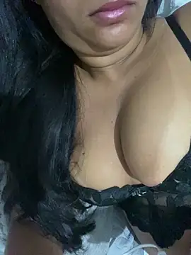 Brunamorenago online show from April 2026 10:41:01 AM