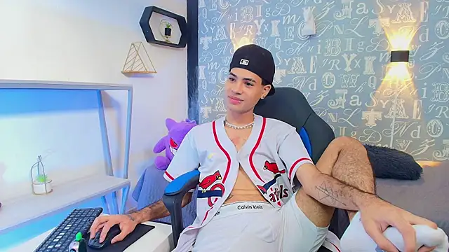 JacobBlackwell  online show from December 2025 07:53:02 PM