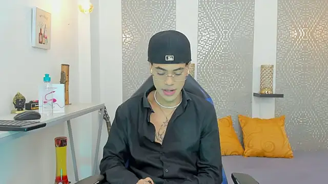 JacobBlackwell  online show from January 2026 07:27:02 PM