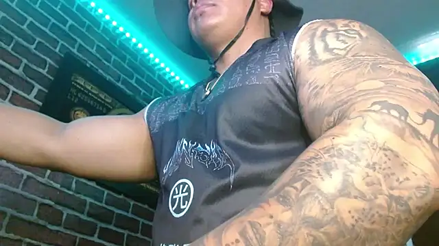 jordan bigcock  online show from November 2025 06:45:02 PM