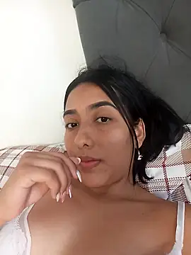 Queen sofya online show from March 2026 06:44:02 PM