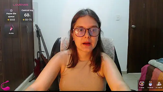 Snapshot of CarlaLorez chatting on May 2026 09:22:02 PM CarlaLorez online show from May 2026 09:22:02 PM