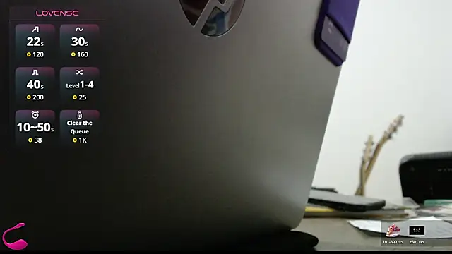 CarlaLorez online show from July 2026 11:37:02 PM