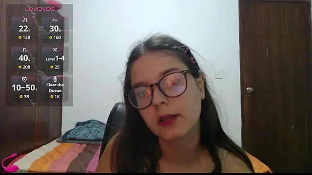 CarlaLorez online show from July 2026 03:04:01 AM