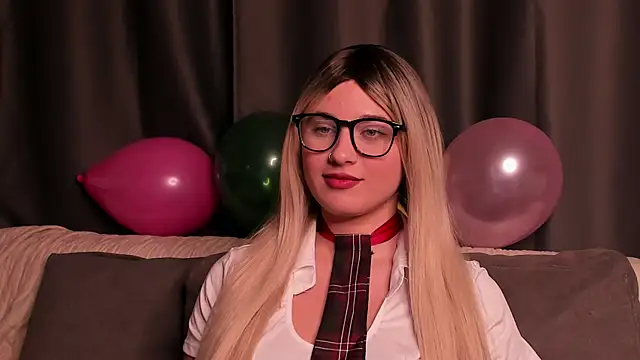 ShyBunny1 online show from October 2025 07:36:02 PM