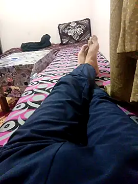 latarak321 online show from November 2025 06:52:01 PM