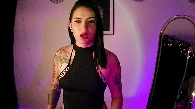 LunaAdamsx online show from November 2025 10:15:02 AM