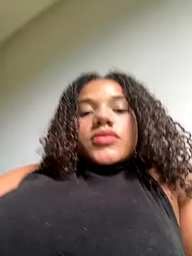 Bombomziin online show from October 2025 06:51:02 PM