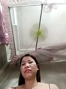 ladzy sexy online show from April 2026 10:43:02 PM