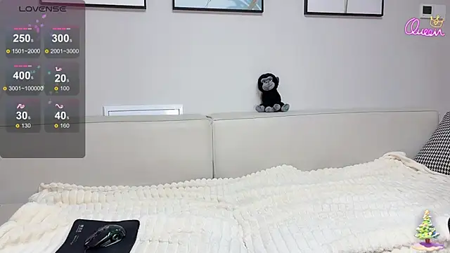 Snapshot of Alyssa-8 chatting on February 2026 09:40:01 AM Alyssa-8 online show from February 2026 09:40:01 AM