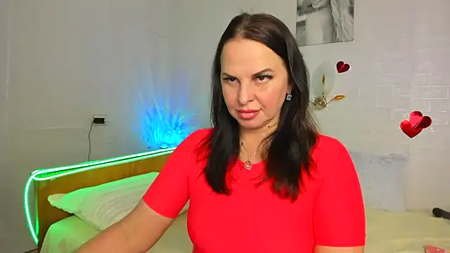 Snapshot of MIRAA_LUV chatting on April 2026 03:46:02 PM MIRAA LUV online show from April 2026 03:46:02 PM