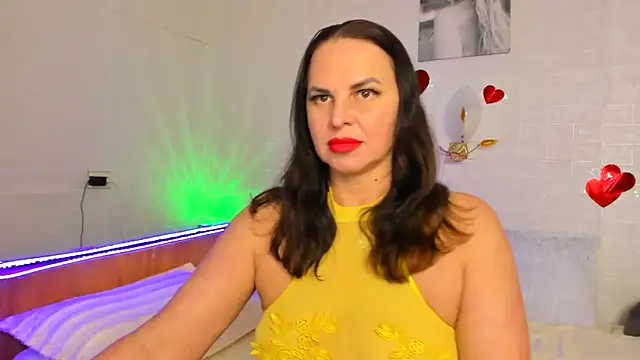 Snapshot of MIRAA_LUV chatting on April 2026 03:14:02 PM MIRAA LUV online show from April 2026 03:14:02 PM