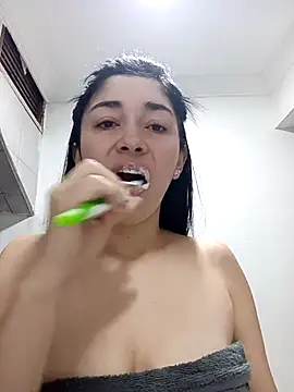 AbbyLewiis online show from November 2025 11:09:02 AM